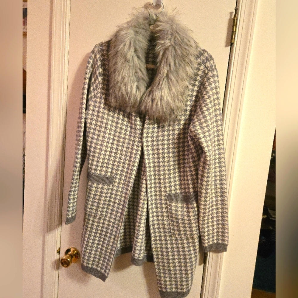 SIONI Fur collar sweater coat NWT